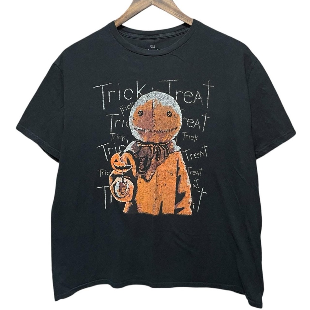 Black Orange Trick R Treat Horror Movie Promo front graphic short sleeve Shirt